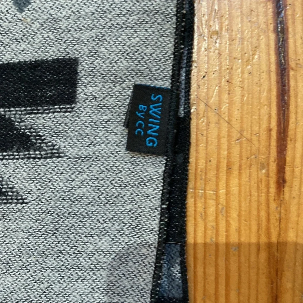 Reversible Infinity Scarf - Picture 3 of 6